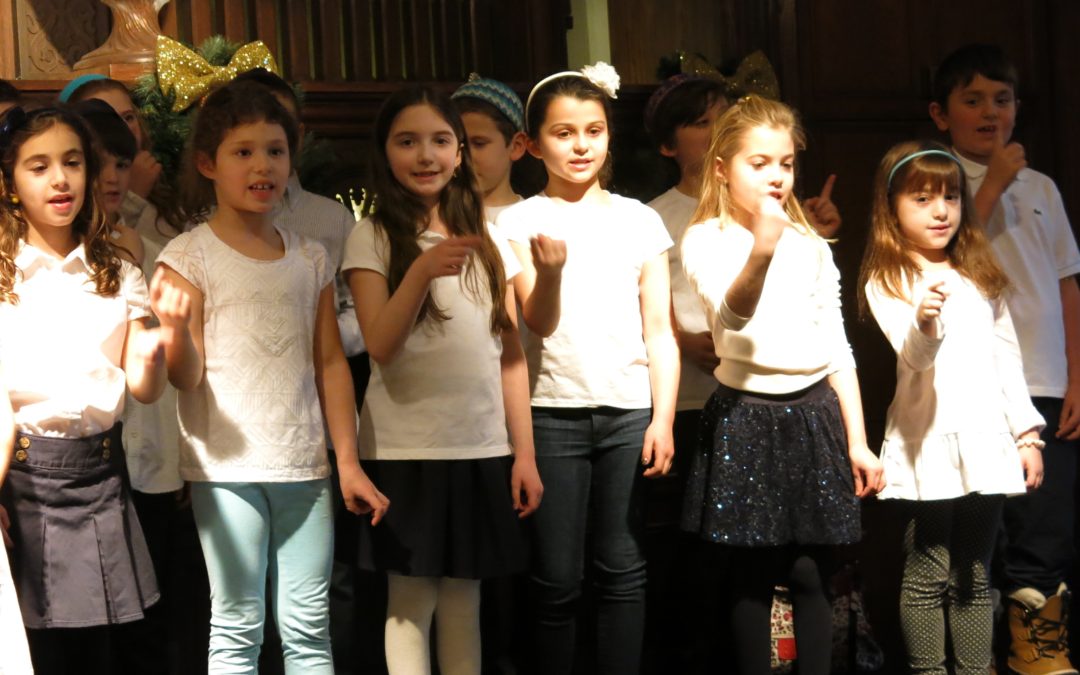 Akiva grade 3 Ogilvy choir featured in December issue of The Jewish Standard