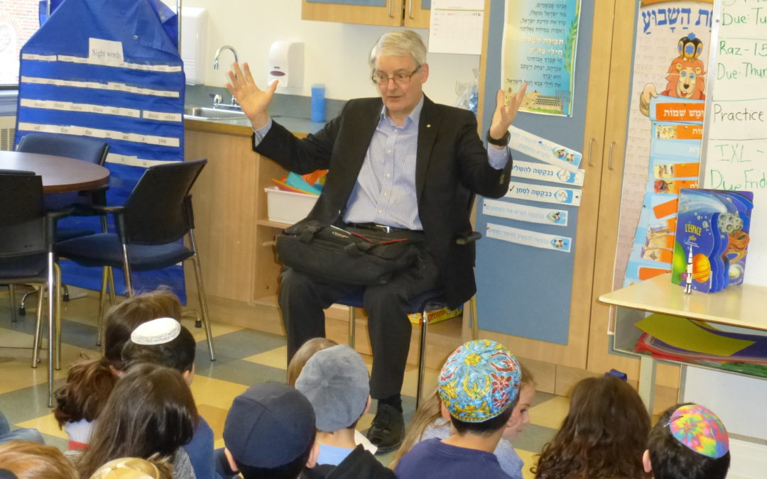 Akiva Students get a special visit from Marc Garneau